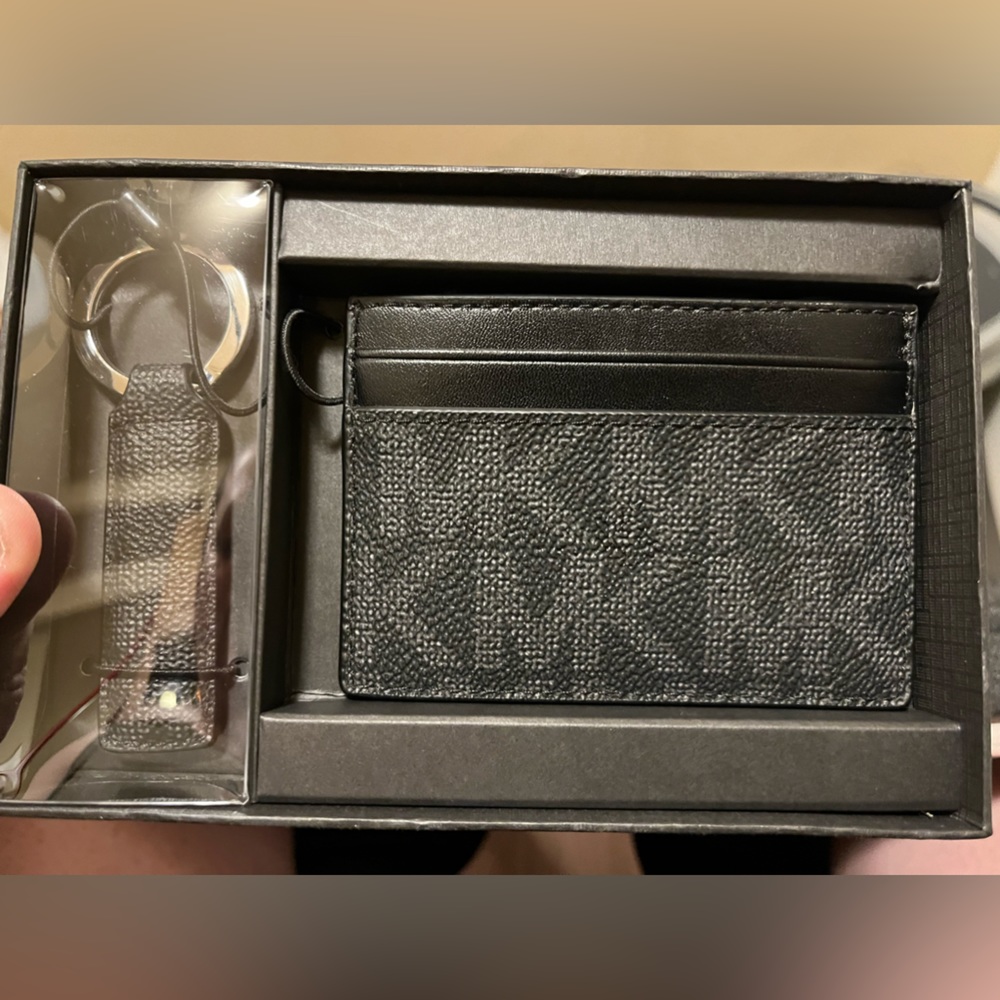 Men’s Michael Kors Wallet